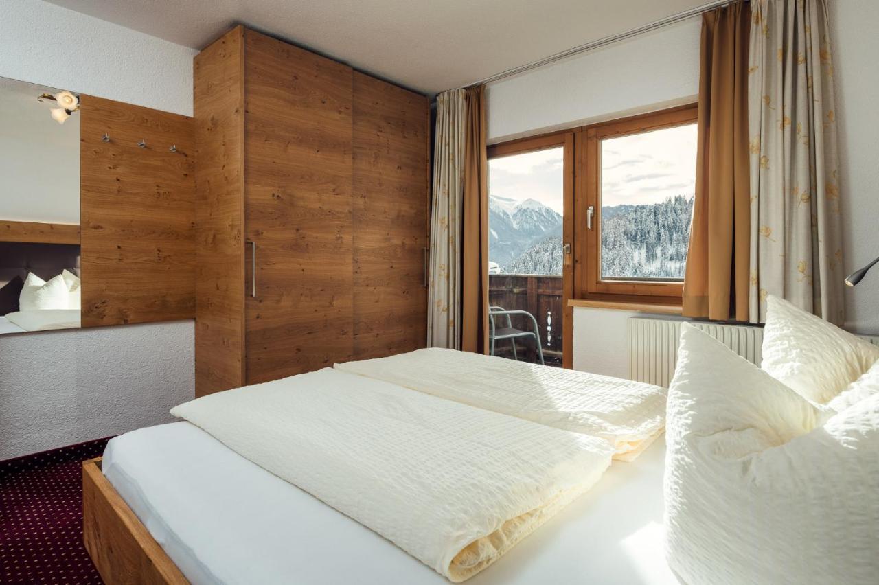 Haus Central Serfaus Exterior photo